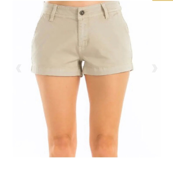KanCan Khaki shorts - Picture 6 of 6